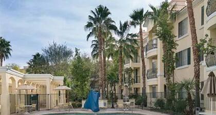 Spacious 2 Bedroom Luxury Suite