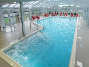 Apartment | Pool | Indoor pool, outdoor pool