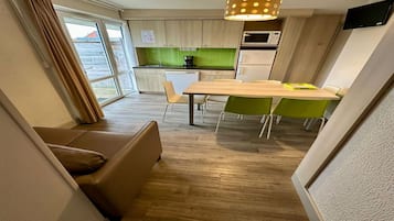 Apartment | Tempat makan