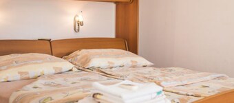 Apartments Jug - Studio Apartment with Balcony