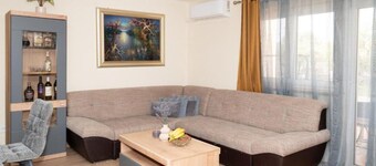 Five Bedroom Villa With Pool