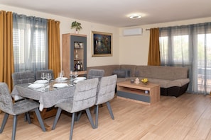 Dining - Five Bedroom Villa With Pool (Bogatic)