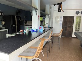 茶具/咖啡用具、电热水壶