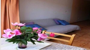 Smart TV - Apartments Juras - Studio Apartment with Sea View (Mia) (Rogoznica)