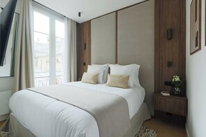 3 Schlafzimmer, Schreibtisch, Bügeleisen/Bügelbrett, kostenloses WLAN