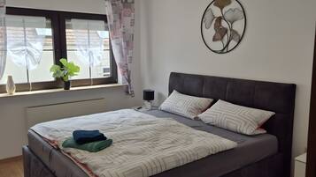 2 habitaciones, tabla de planchar con plancha y wifi gratis