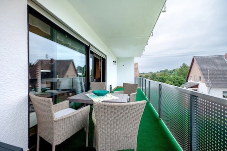 Outdoor dining. Apartment 'Bettyś Home' with Balcony and Wi-Fi