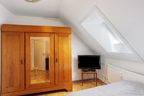 2 habitaciones, tabla de planchar con plancha y wifi gratis
