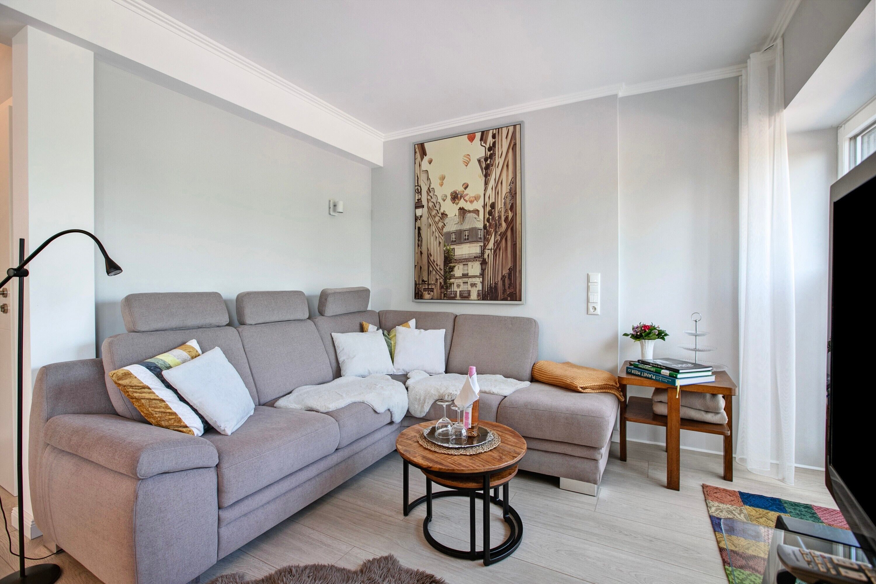 Fernseher, DVD-Player, Stereoanlage