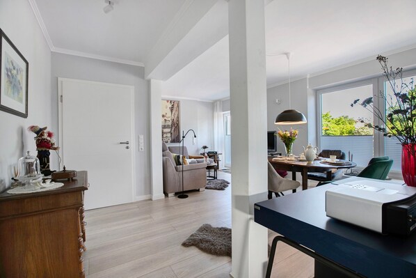 Televisio, DVD-soitin, stereot