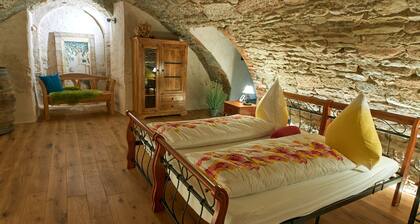 Holiday Home 'Mit Offenem Kamin' with Private Garden, Wi-Fi and Air Conditioning