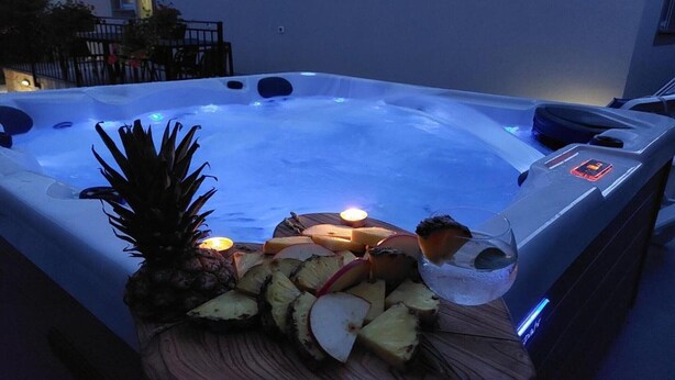 Bain à remous extérieur