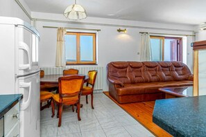 Living area - Two Bedroom Apartment with Terrace and Sea View (Crikvenica)