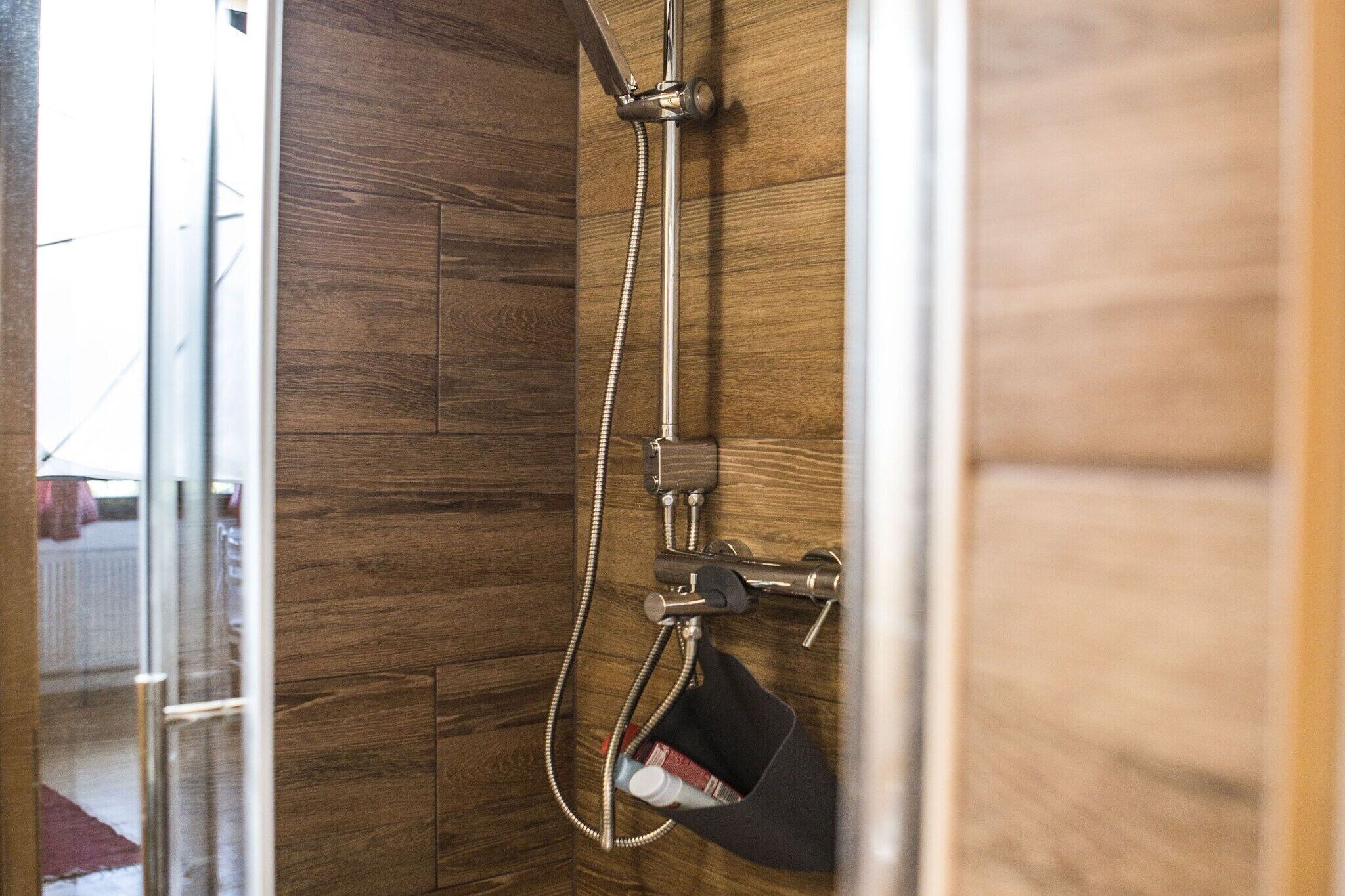 Een douche, een haardroger