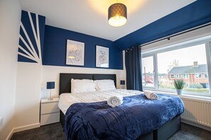 4 slaapkamers, een strijkplank/strijkijzer, gratis wifi