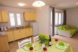 Interior - Refined and Timeless Krk Apartment with Terrace - Two Bedroom Apartment with Terrace (Krk)