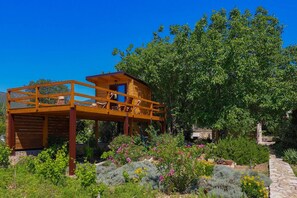 Exterior - Picturesque Escape Holiday Home with Pool and Sauna - Four Bedroom Holiday Home with Sauna and Pool (Kastel Novi)