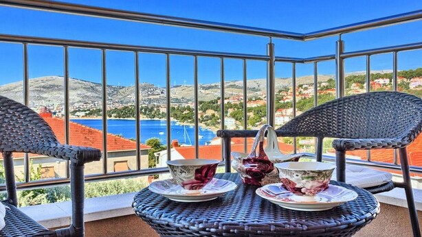 Outdoor dining - Three Bedroom Apartment with Sea View and Pool Aside (Okrug Gornji)