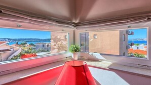 Interior - Three Bedroom Apartment with Sea View and Pool Aside (Okrug Gornji)