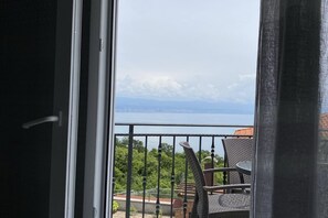 Interior - Luxury Lovran Apartments with Swimming Pool - Classic One Bedroom Apartment (Lovran)