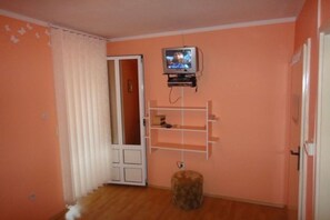 Interior - Seafront Apartments Pretner - Studio Apartment with Balcony and Sea View (Orebic)