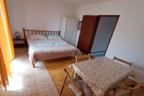 1 bedroom, free WiFi