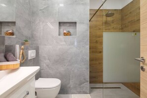 Shower, hair dryer - Contemporary Apartment with Terrace and Spacious Garden - Two Bedroom Apartment with Terrace (Kastel Sucurac)