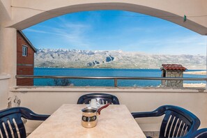 Outdoor dining - Cozy Apartments in Zadar with Sea and Mountain Views - One Bedroom Apartment with Balcony (owner 1) (Vinjerac)