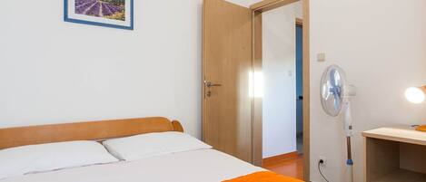 Fer et planche Ă repasser, Wi-Fi gratuit