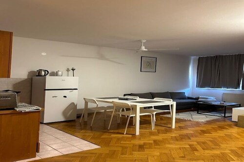 Apartment Adrian - One Bedroom Apartment