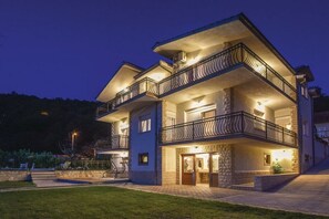 Exterior - Five Bedroom Holiday Home (Trilj)