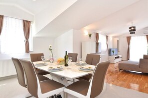 Dining - Five Bedroom Holiday Home (Trilj)