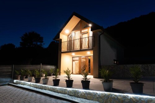 Villa Breg - Four Bedroom Villa with Pool, Hot-Tub and Sauna