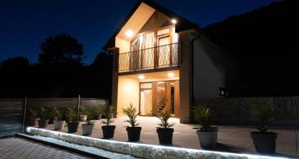 Villa Breg - Four Bedroom Villa with Pool, Hot-Tub and Sauna