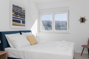 Fer et planche Ă repasser, lit parapluie, Wi-Fi gratuit