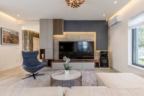 Älytelevisio, pöytätennispöytä