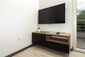 Interior - Modern Apartments with Private Balcony - Deluxe One Bedroom Apartment (Kastel Novi)