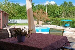 Outdoor dining - Villa Hilda - Two Bedroom Villa (Barban)