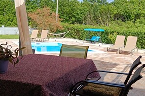 Outdoor dining - Villa Hilda - Two Bedroom Villa (Barban)