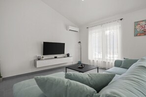 تلفزيون ذكي