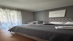 2 Schlafzimmer, Bügeleisen/Bügelbrett, Reisekinderbett, kostenloses WLAN