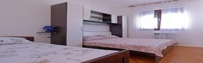 3 habitaciones, cuna de viaje y wifi gratis 