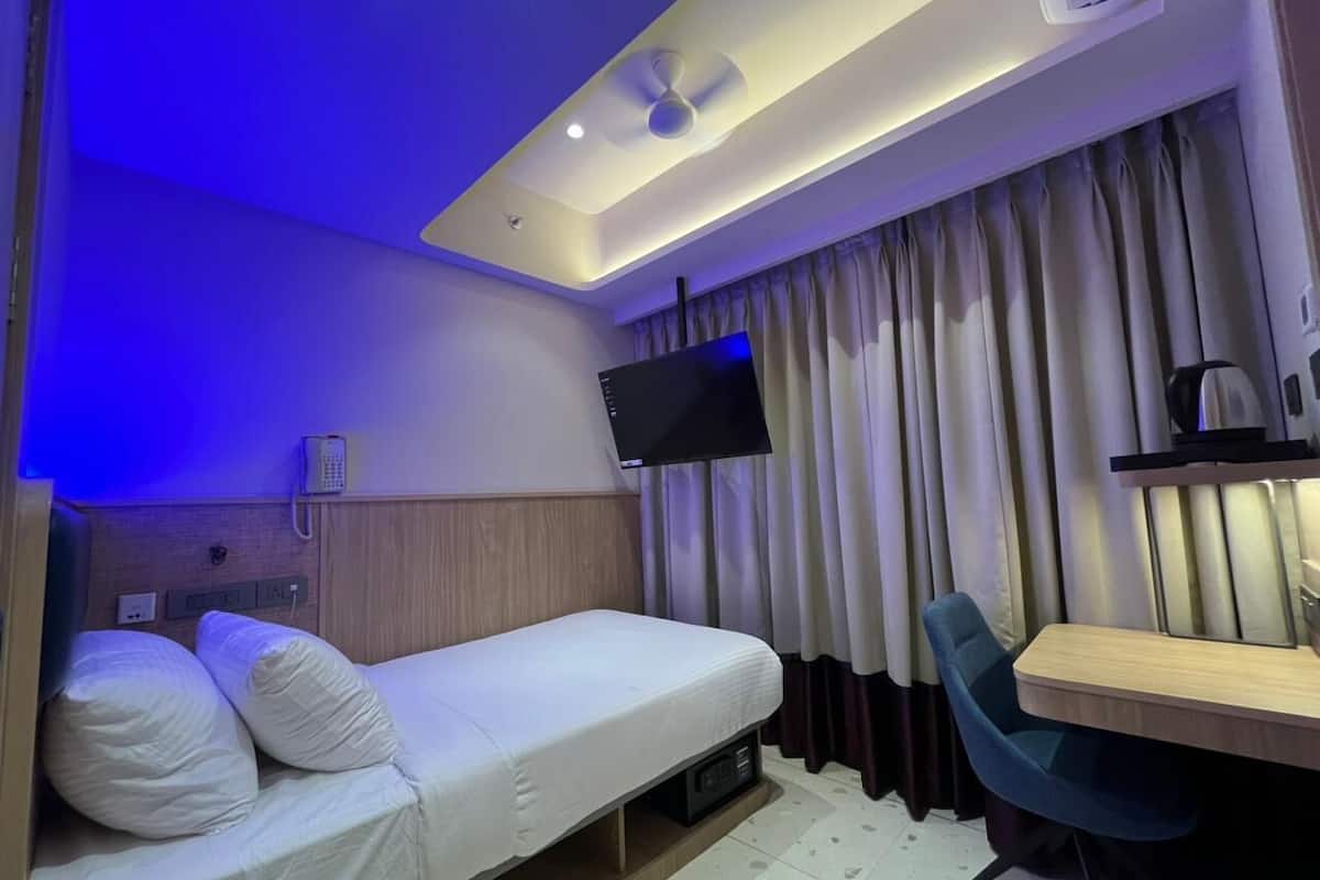 Yhden hengen perushuone | Silitysrauta/-lauta, ilmainen Wi-Fi