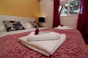 2 habitaciones, cuna de viaje y wifi gratis 