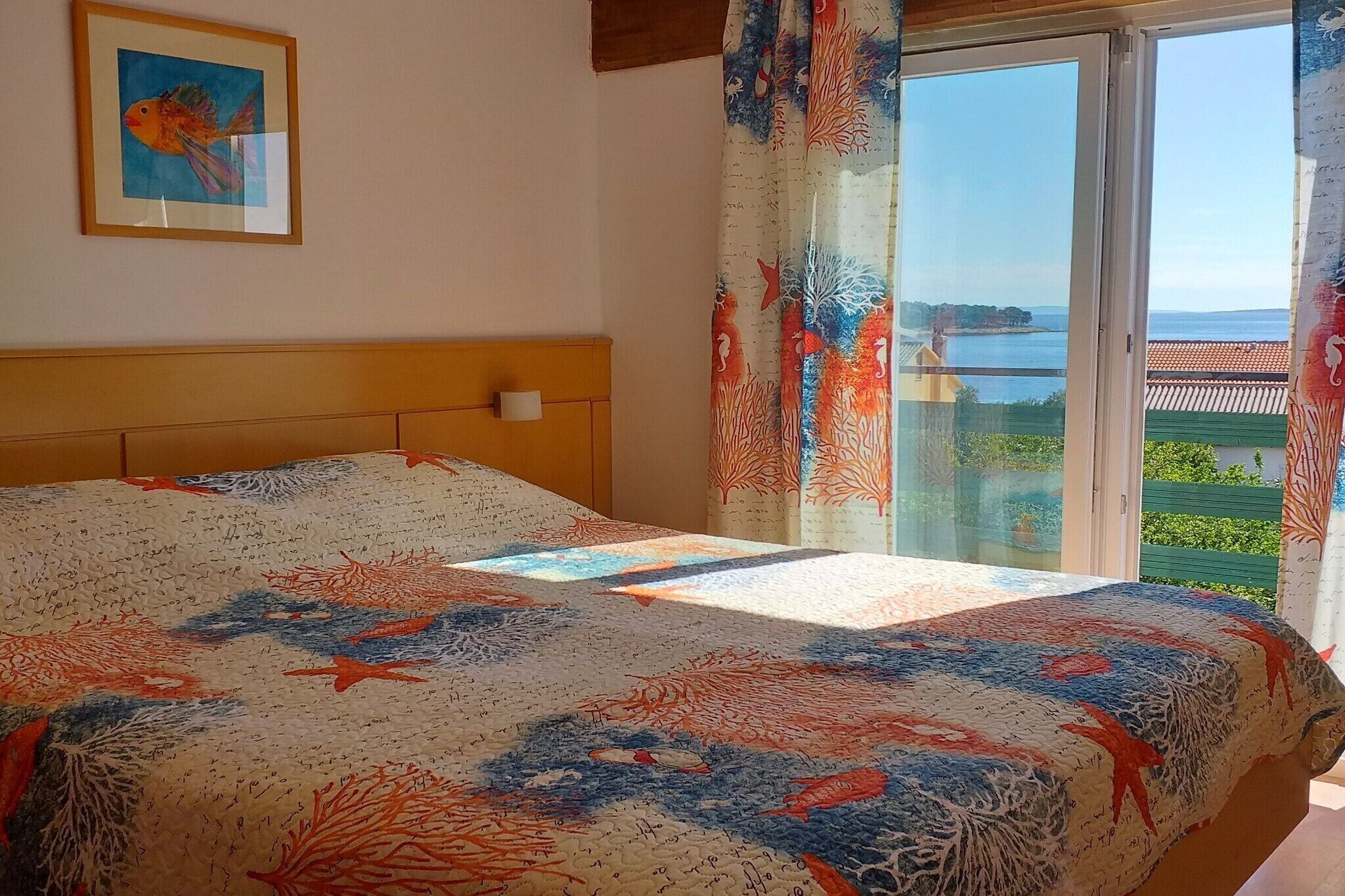 3 室のベッドルーム、アイロン / アイロン台、旅行用ベビーベッド、WiFi (無料)