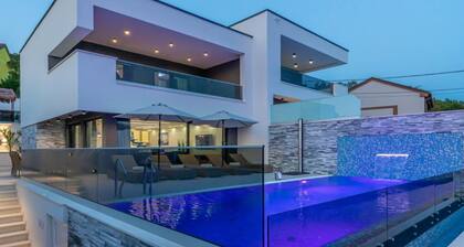 Lorena Stylish Sea View Villa - Four Bedroom Villa with Private Pool