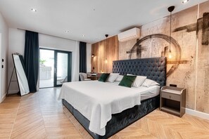 Bügeleisen/Bügelbrett, Reisekinderbett, kostenloses WLAN