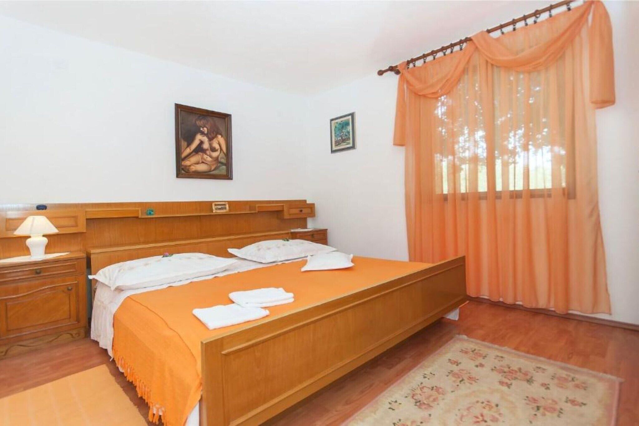 2 bedrooms, WiFi (free)
