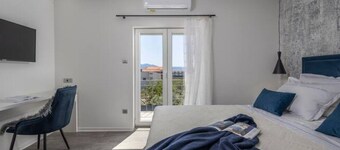 Villa Stipea - Four Bedroom Villa with Swimming Pool