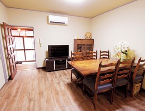 Dining - Kyo no Yado Inari Kaori, traditional Japanese villa 95 sq.m., experience authentic Japanese culture, 3 min. walk to Fushimi Inari Taisha shrine (京都市伏見区深草下横縄町)